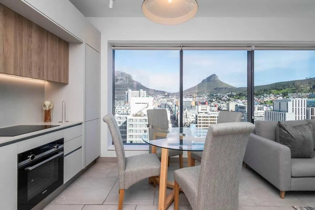 Stunning One Bed At The Rubik Daire Cape Town
